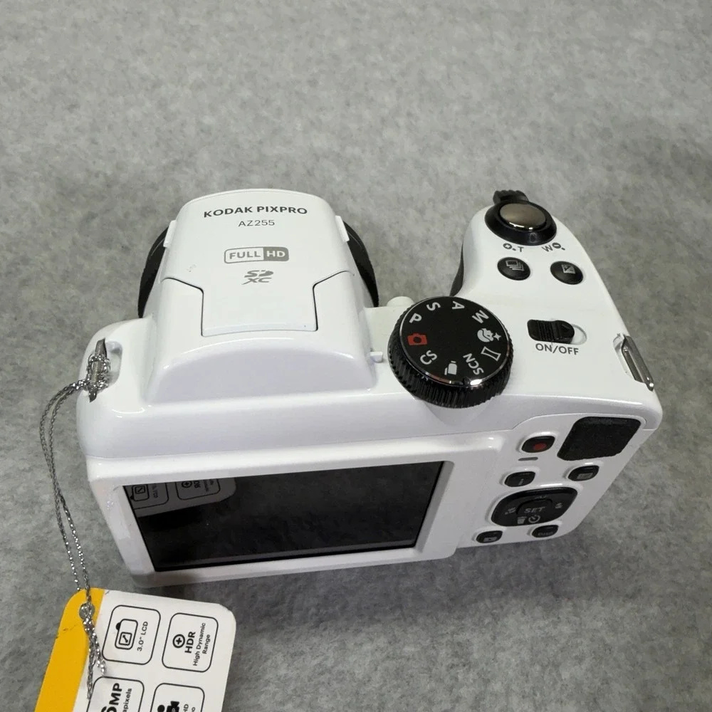 KODAK AZ255 PIXPRO 25x Optical Zoom Digital Camera White FOR PARTS